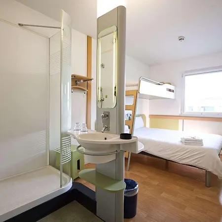 Otel Ibis Budget Messe 2*