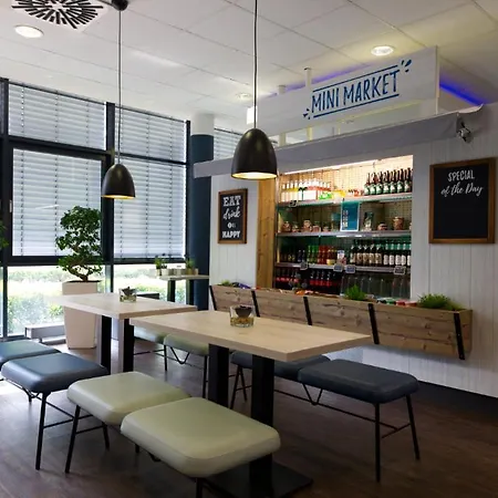 Ibis Budget Messe 2*