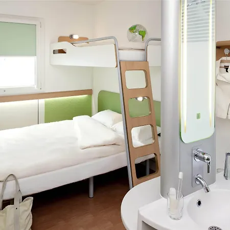 Ibis Budget Messe Hotel 2*