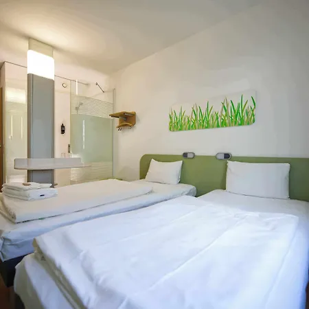 Ibis Budget Koeln Messe 2*