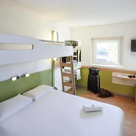 Otel Ibis Budget Messe 2*