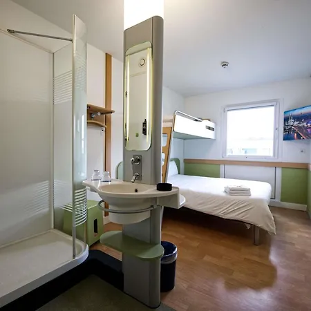 إيبيس بدجت كولن ميسي 2* كولونيا